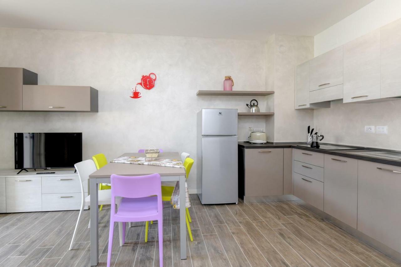 Corte Fasanella - Apartment Lilla Toscolano Maderno Bagian luar foto