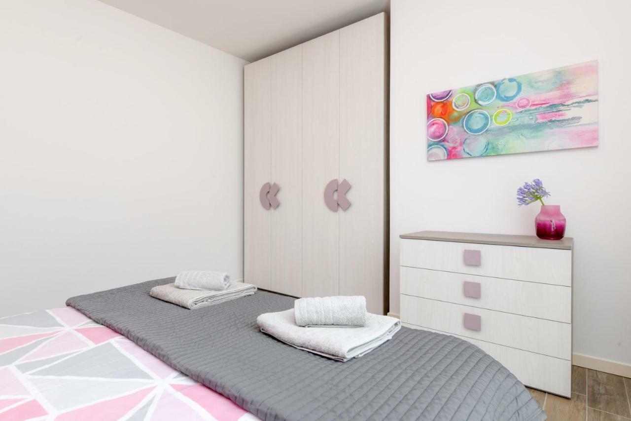 Corte Fasanella - Apartment Lilla Toscolano Maderno Bagian luar foto
