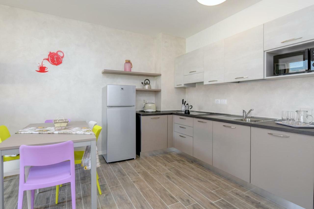 Corte Fasanella - Apartment Lilla Toscolano Maderno Bagian luar foto